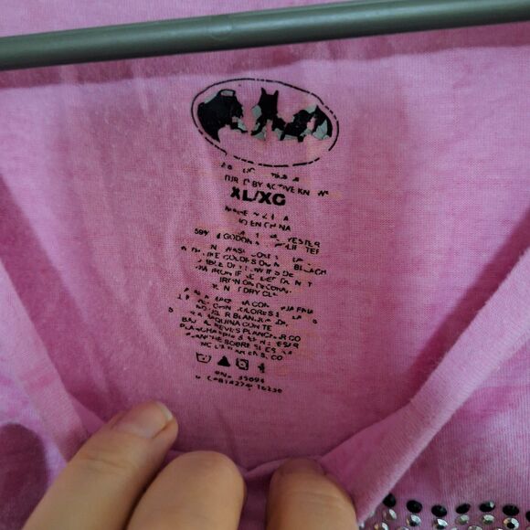 A Batman Emblem Women's Pink T-shirt Studded Sparkly Comic Print Casual XL - Picture 3 of 8